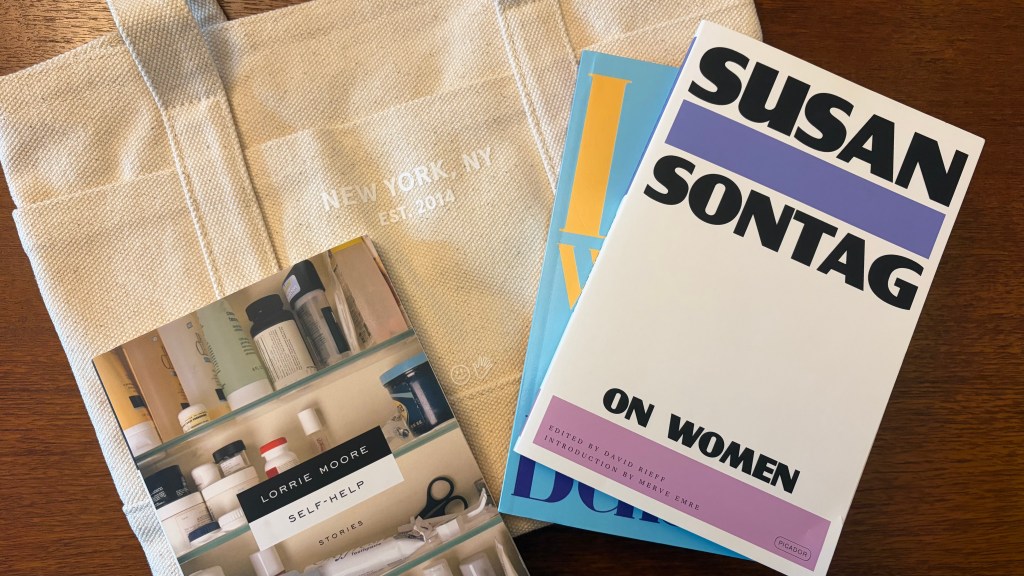 books my bf brought me back from new&nbsp;york